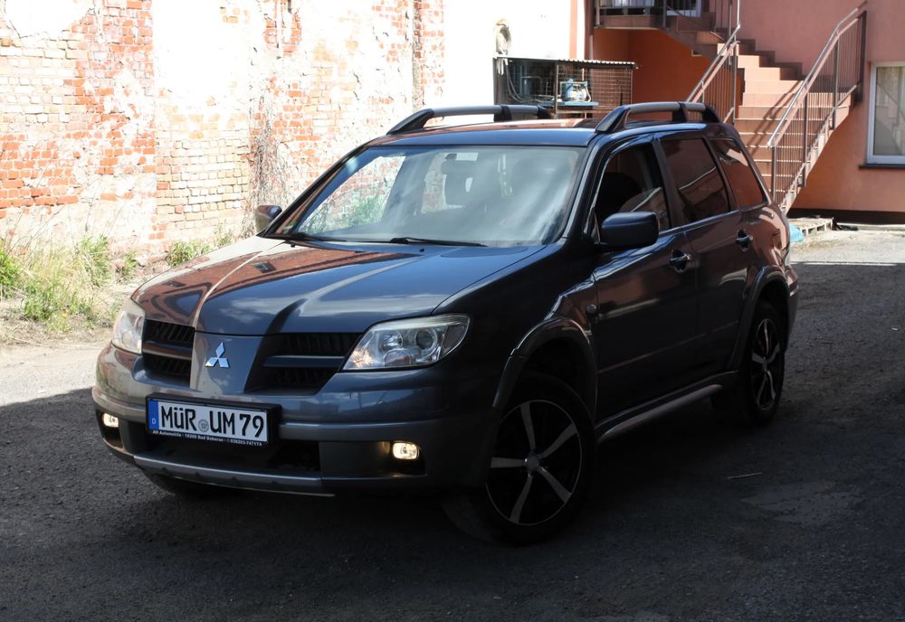 Mitsubishi Outlander I 2.0 4WD Invite 2007