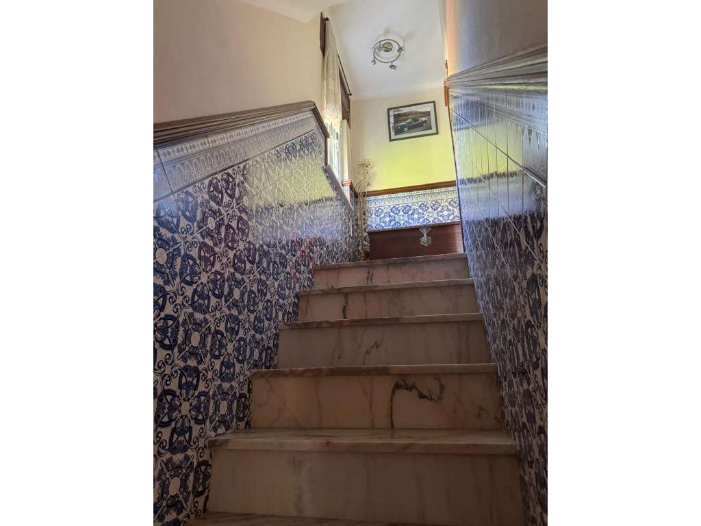 Moradia com Negócio Incluído na Serra da Estrela - Oportunidade Úni...-8