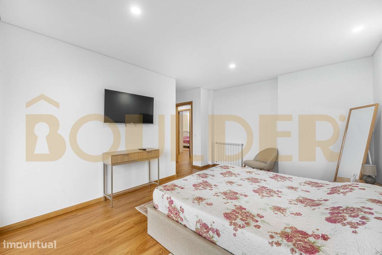 Moradia T4 de Arquitetura Moderna-27