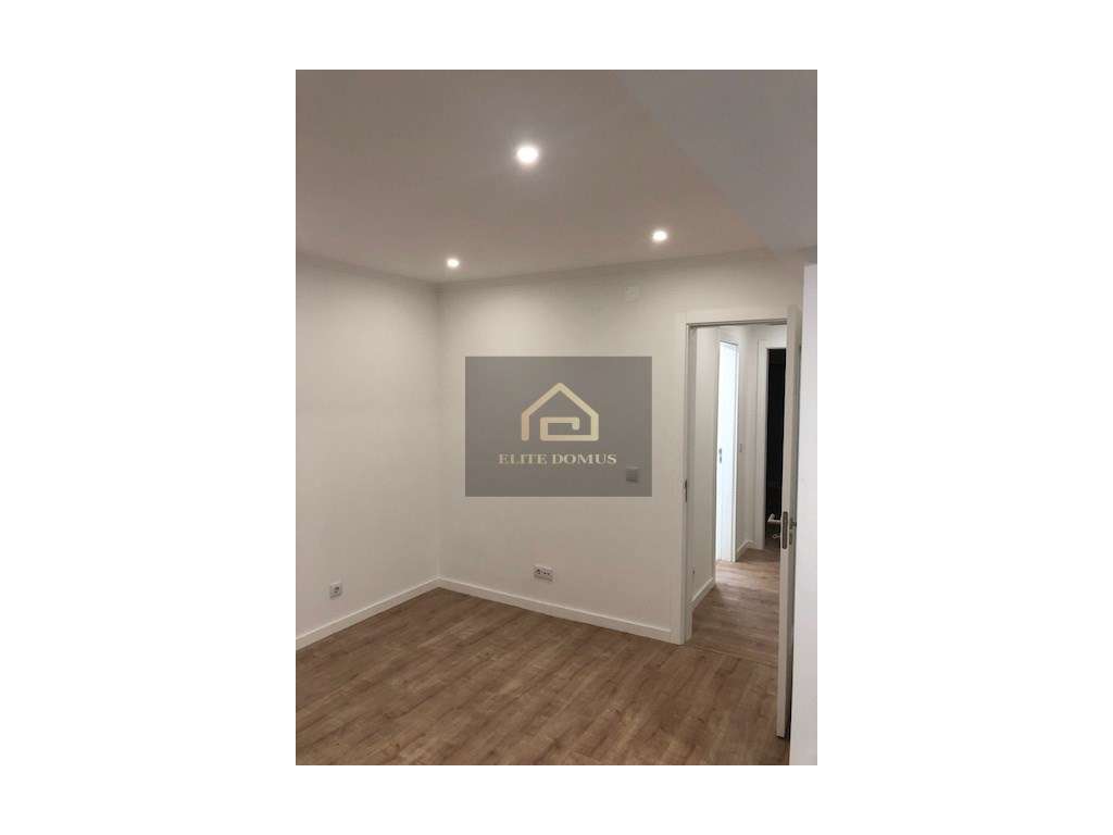 T3 Totalmente Remodelado, Alverca do Ribatejo!-11