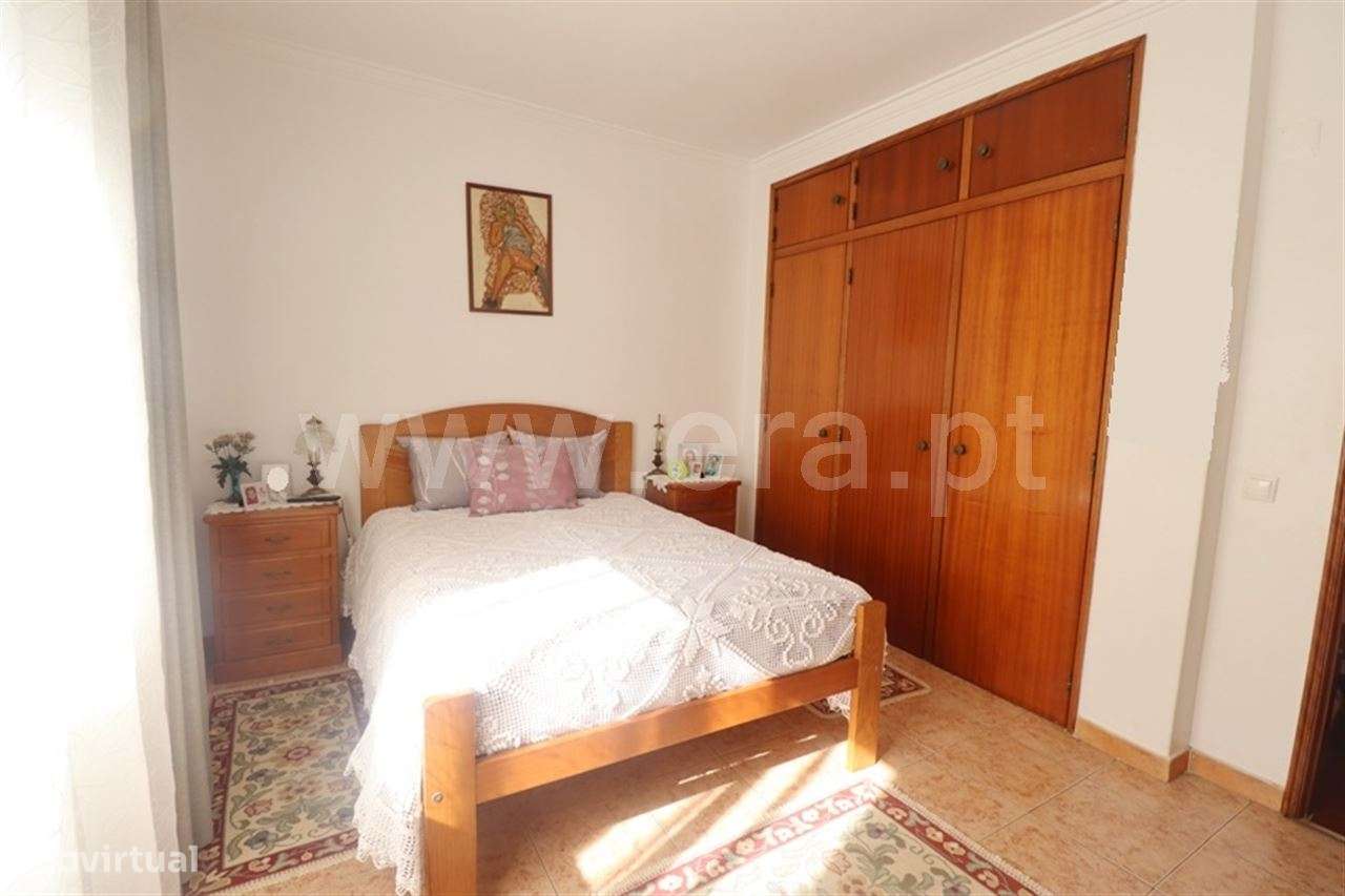 Apartamento t2; Laranjeiro-11