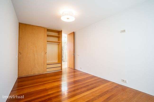 Moradia T3 para venda na  Rua do Telhado - São Pedro ( Este), Braga-13