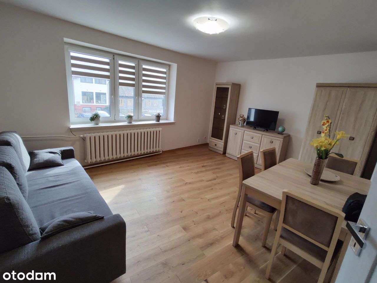 Duże mieszkanie 80 m2 w centrum, Ostrów M, 1piętro - Pełny obrazek: 5/12