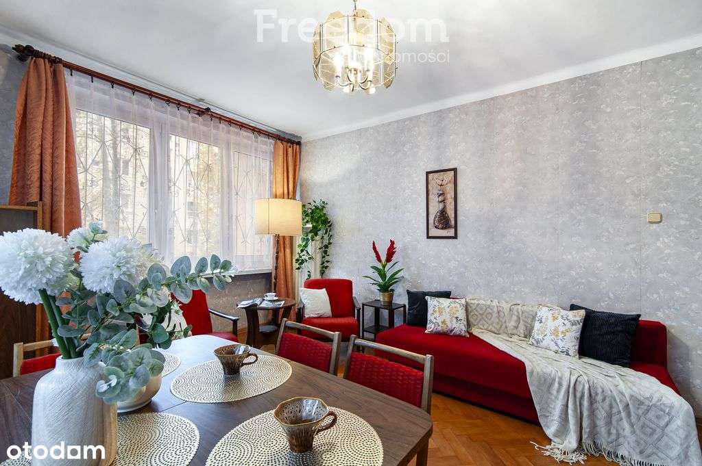 Przestronne, 2 pokojowe mieszkanie w bloku z cegły - Pełny obrazek: 2/13