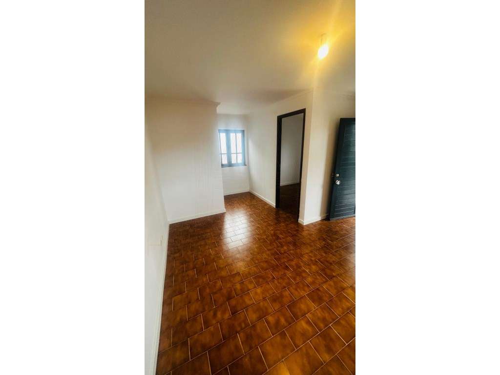 Moradia Isolada T3 em lote de 667m2 em Lagoa de Albufeira, Sesimbra-19