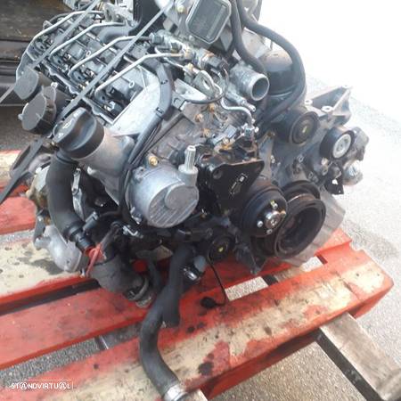 Motor  MERCEDES Sprinter 315 2.2CDI de 2009 Ref: 646986 / 646.986 - 4