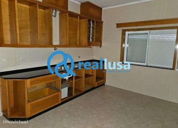 Moradia T3 Sta. Cristina Couto Santo Tirso Retoma de banco - Grande imagem: 3/6