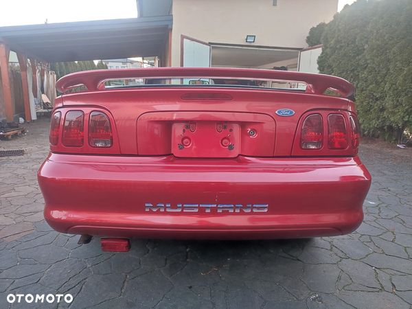 Ford Mustang - 11