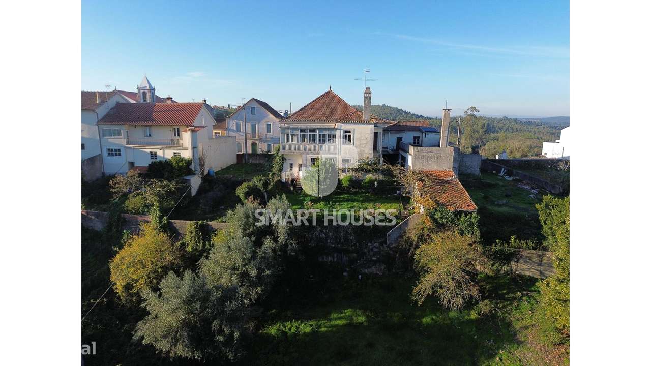 Moradia T4+T2 Pombeiro c/ terreno-42