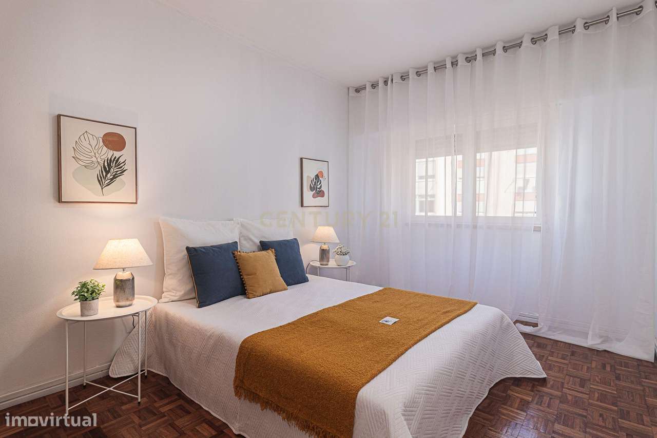 Apartamento T2 em Cacém, Sintra - Oportunidade Única-7