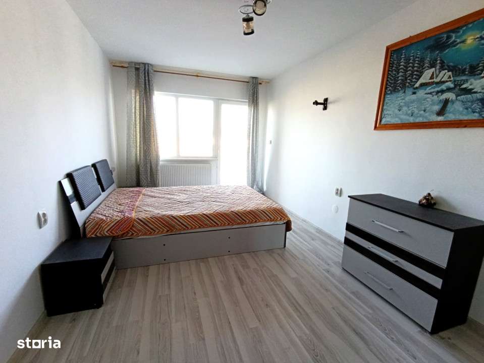 Casa 282 mp, 4 dormitoare si garaj, Dealul Florilor - Dej - Imagine principală: 4/10