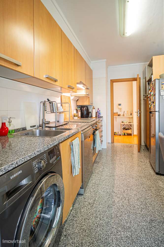 T1 em Condomínio Privado na Quinta dos Barros em Lisboa-12