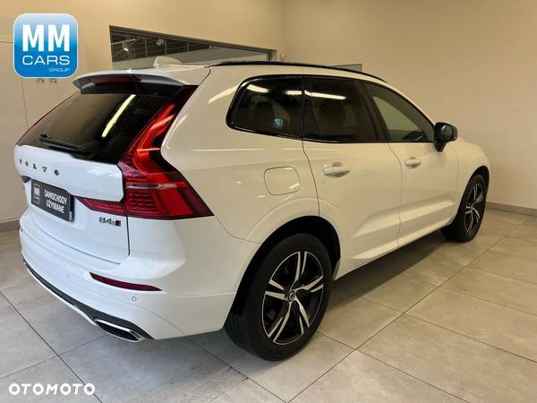 Volvo XC 60 B4 D AWD R-Design - 4