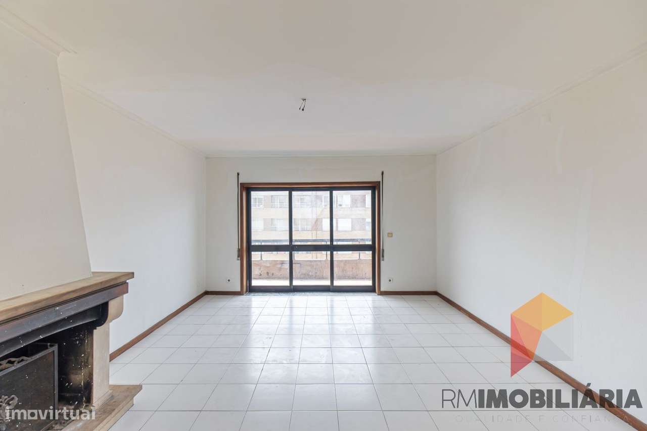 Apartamento T3 no centro de Matosinhos-4