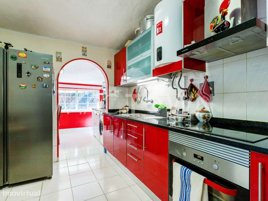 Localização privilegiada em Marvila T3-14