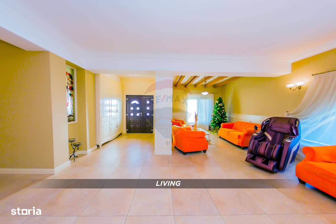 DE VANZARE proprietate exclusivista-5