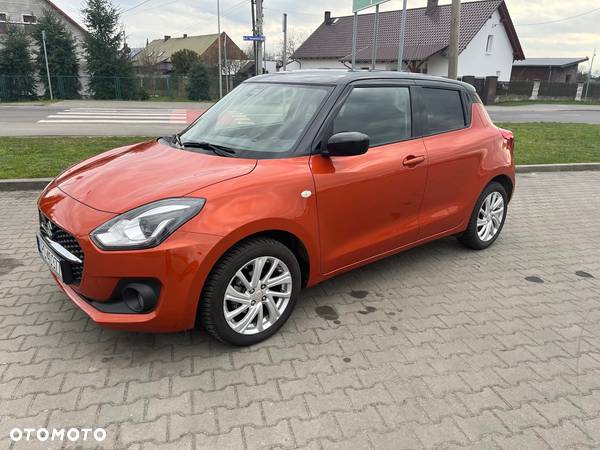 Suzuki Swift 1.2 Dualjet SHVS Premium Plus - 2