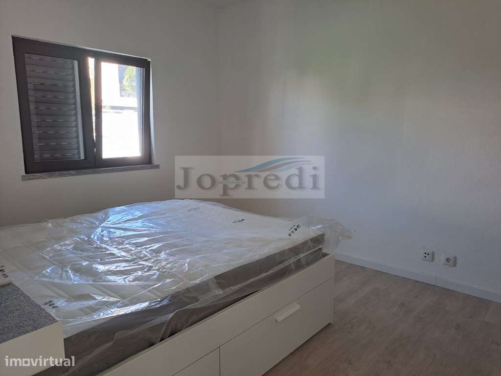 Moradia T4 na Aroeira-14