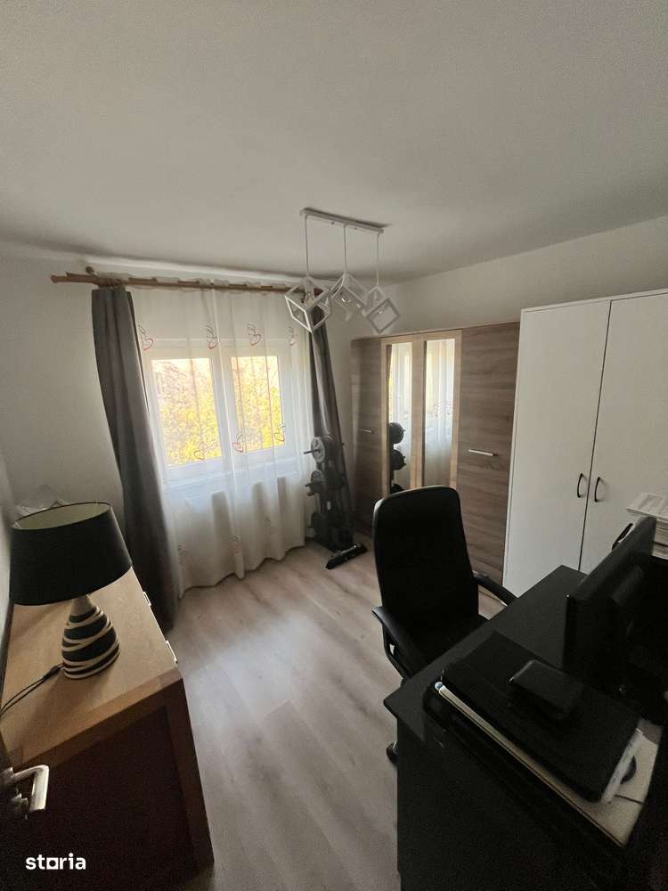 Apartament 3 camere Zona Micro 16-3