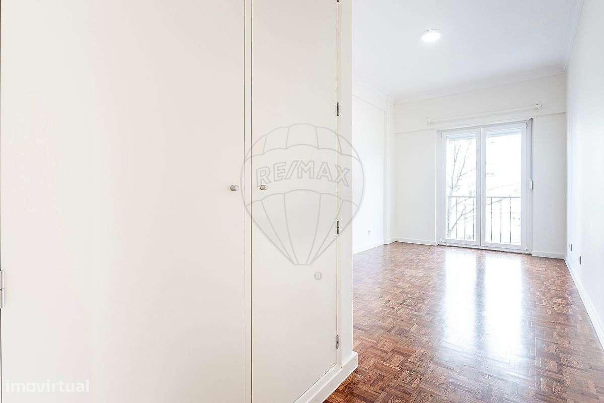 Apartamento T2 para arrendamento - Grande imagem: 2/21