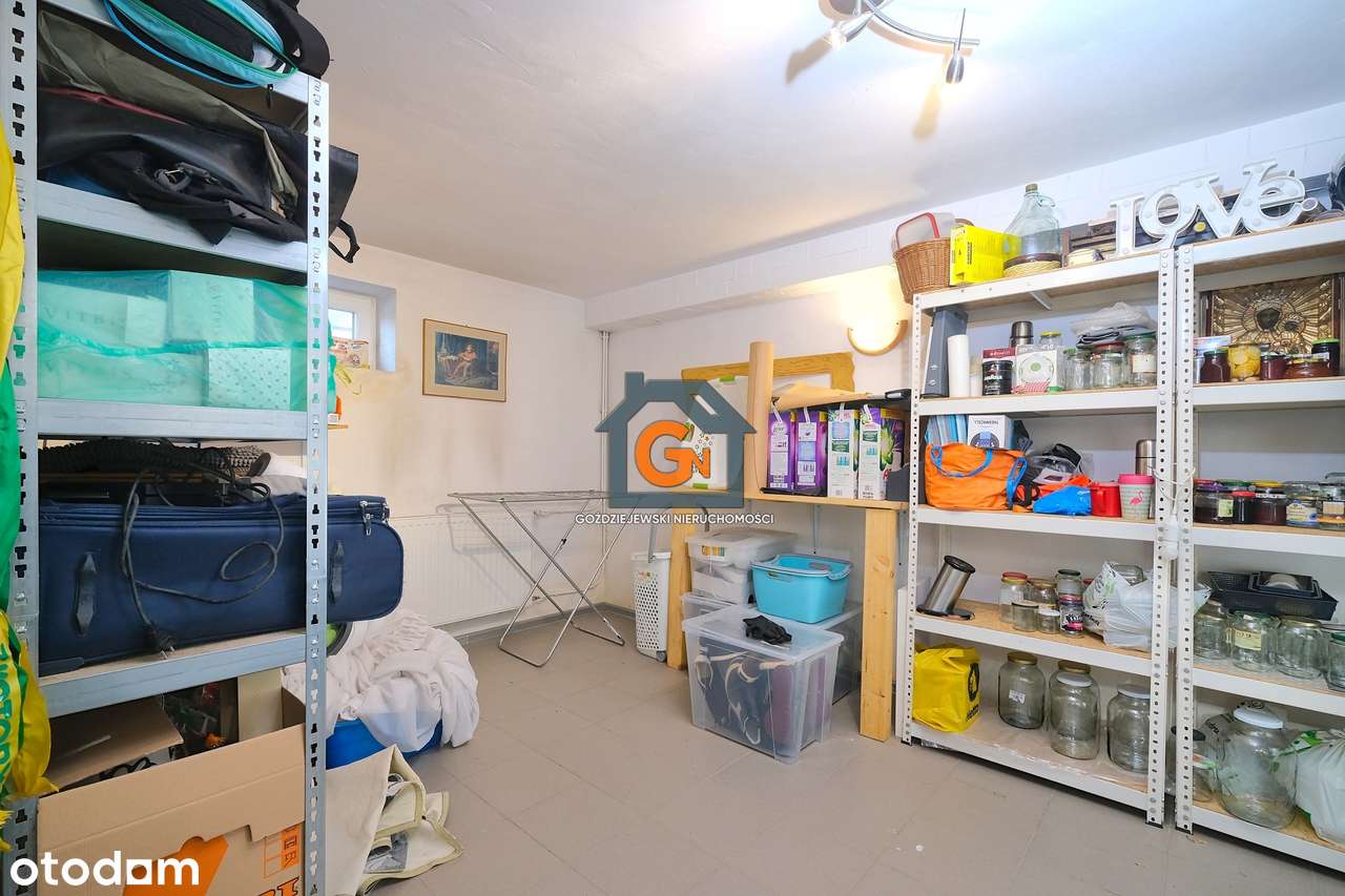 Sprzedam dom z budynkiem pod działalność usługową-16