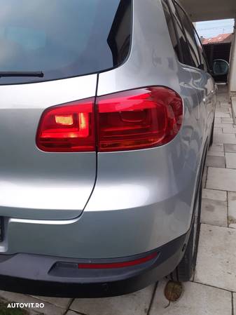 Volkswagen Tiguan 2.0 TDI 4Motion DSG Sport & Style - 17