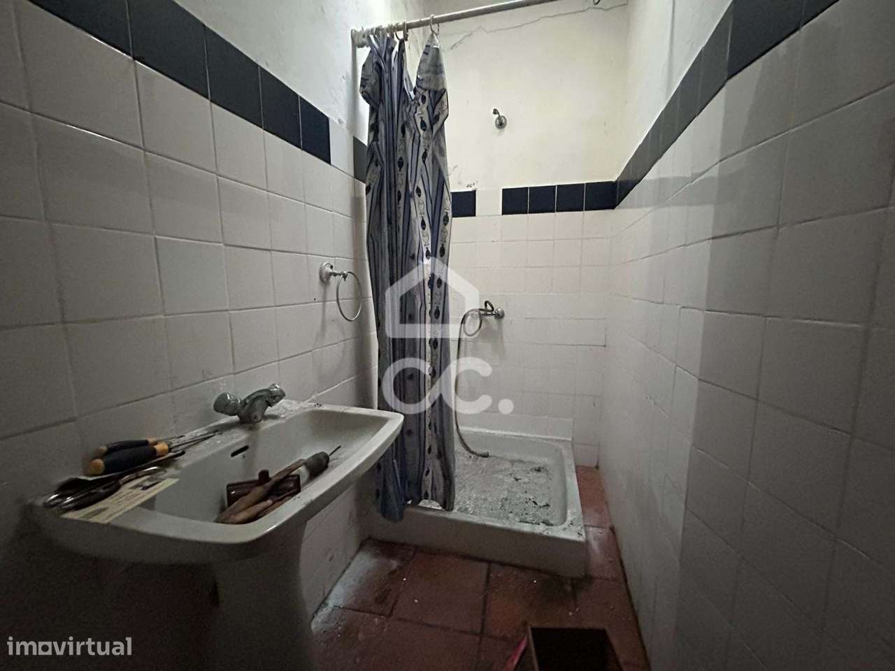 Moradia para Recuperar - São Sebastião - Ponta Delgada-11