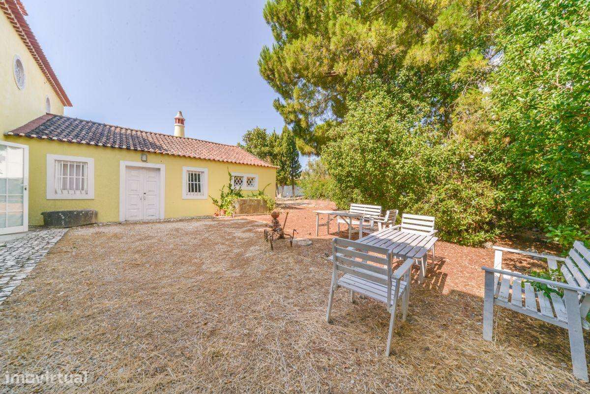 Quinta/Moradia na Póvoa de Santa Iria em Lote 2300m2-6