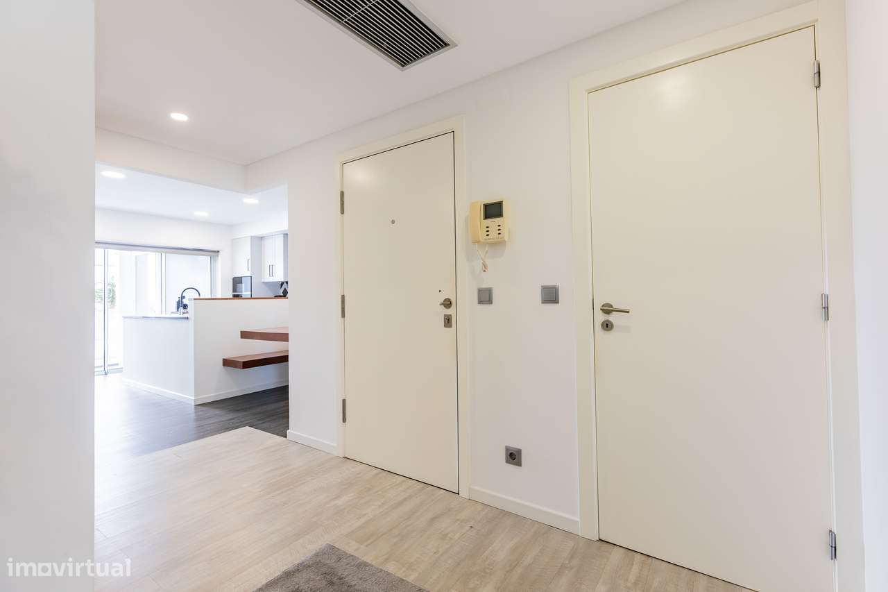 Apartamento T3 - Centro Ponta Delgada - Grande imagem: 4/46