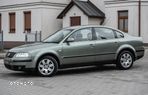 Volkswagen Passat 1.9 TDI Comfortline - 7