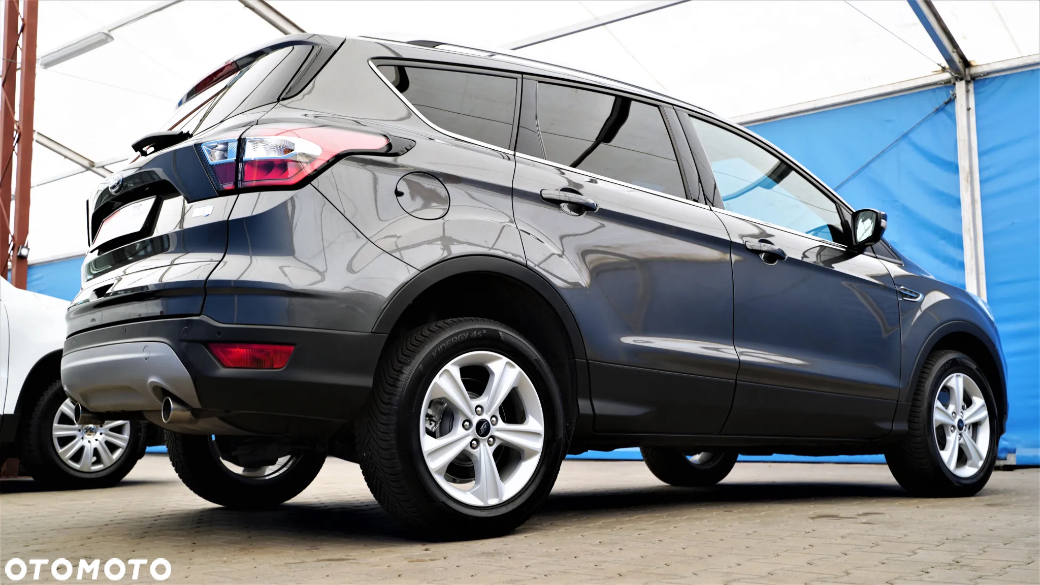 Ford Kuga 2.0 TDCi 4x4 Titanium - 6