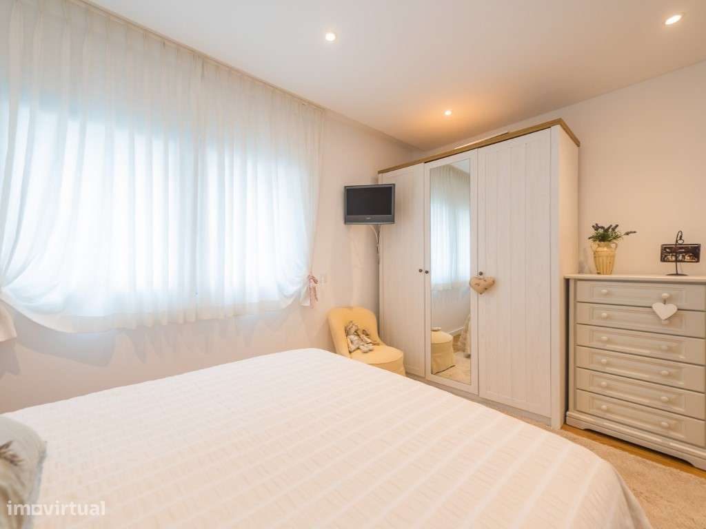 T2 em Condomínio Privado, São João Estoril-24