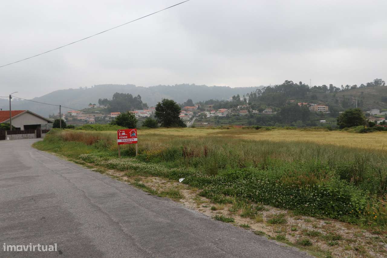 Lote de Terreno  Venda em Lustosa e Barrosas (Santo Estêvão),Lousada - Grande imagem: 5/6