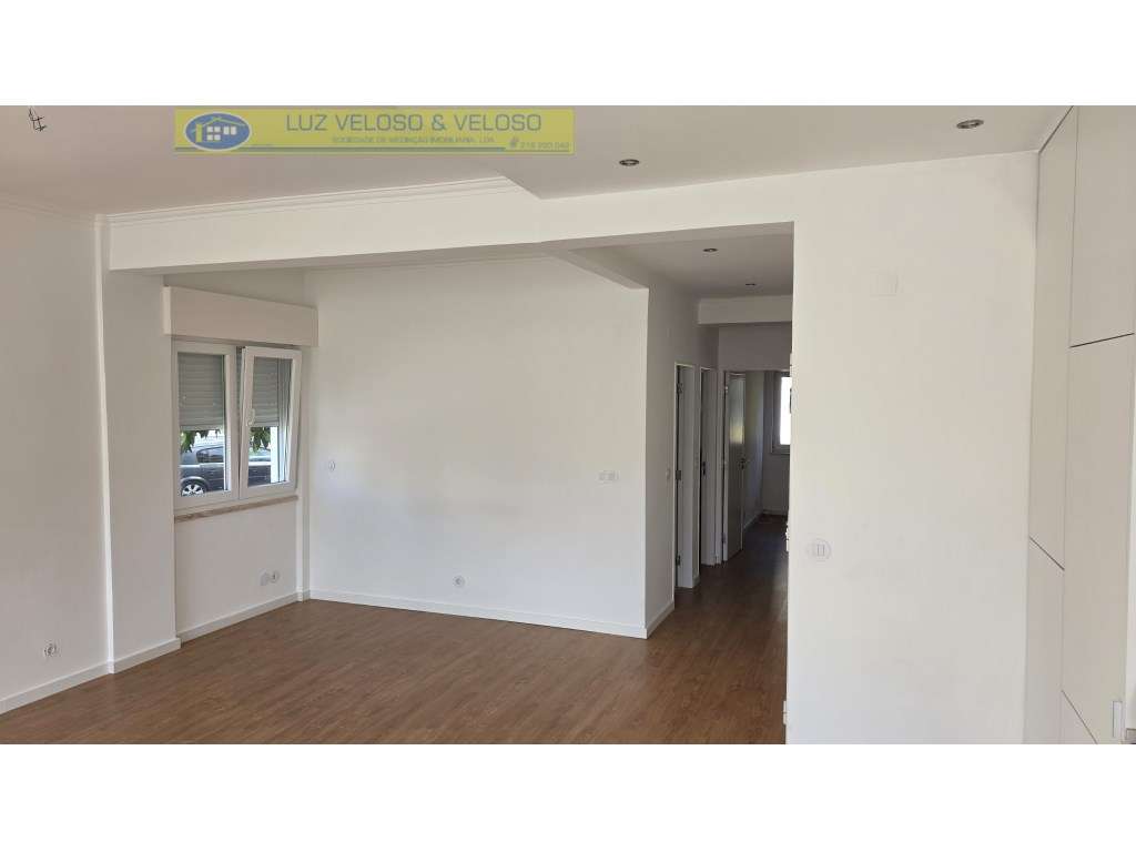 T2 Serra das Minas, remodelado, Arrecadação/Garagem-23