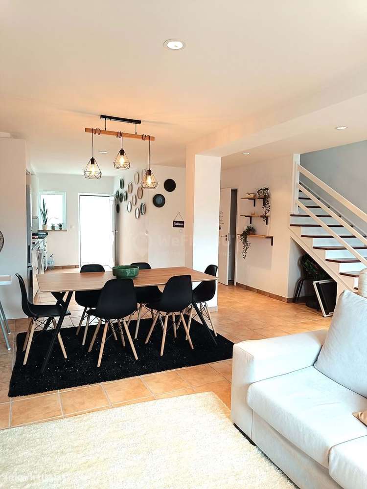 Moradia T3 totalmente renovada e equipada em Gáfete-13