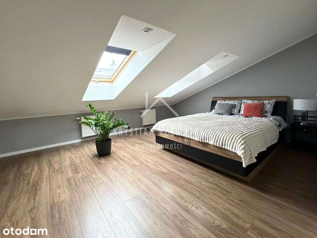 Nowoczesne dwupoziomowe mieszkanie na lewobrzeżu-12