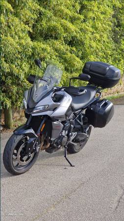 Triumph Tiger 660 - 2