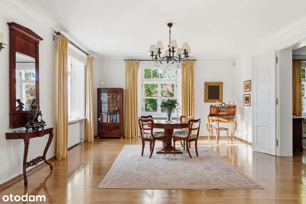 Zabytkowa willa w Komorowie +1000 m2 inwestycyjnie - Pełny obrazek: 2/20