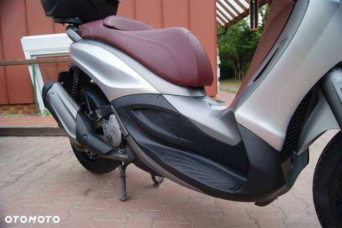 Piaggio Beverly - 20