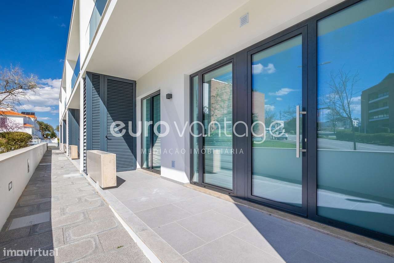 Moradia T3+1/Nova/Santa-Clara/Leiria - Grande imagem: 4/60