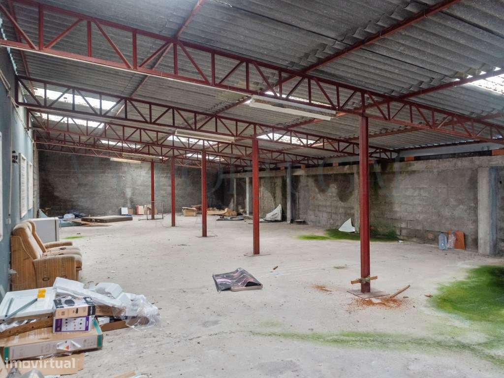 Oportunidade Única de Investimento no Coração Histórico de Trancoso-20