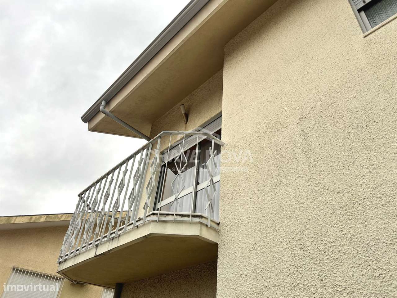 Moradia T4 com jardim e garagem em Ermesinde-35