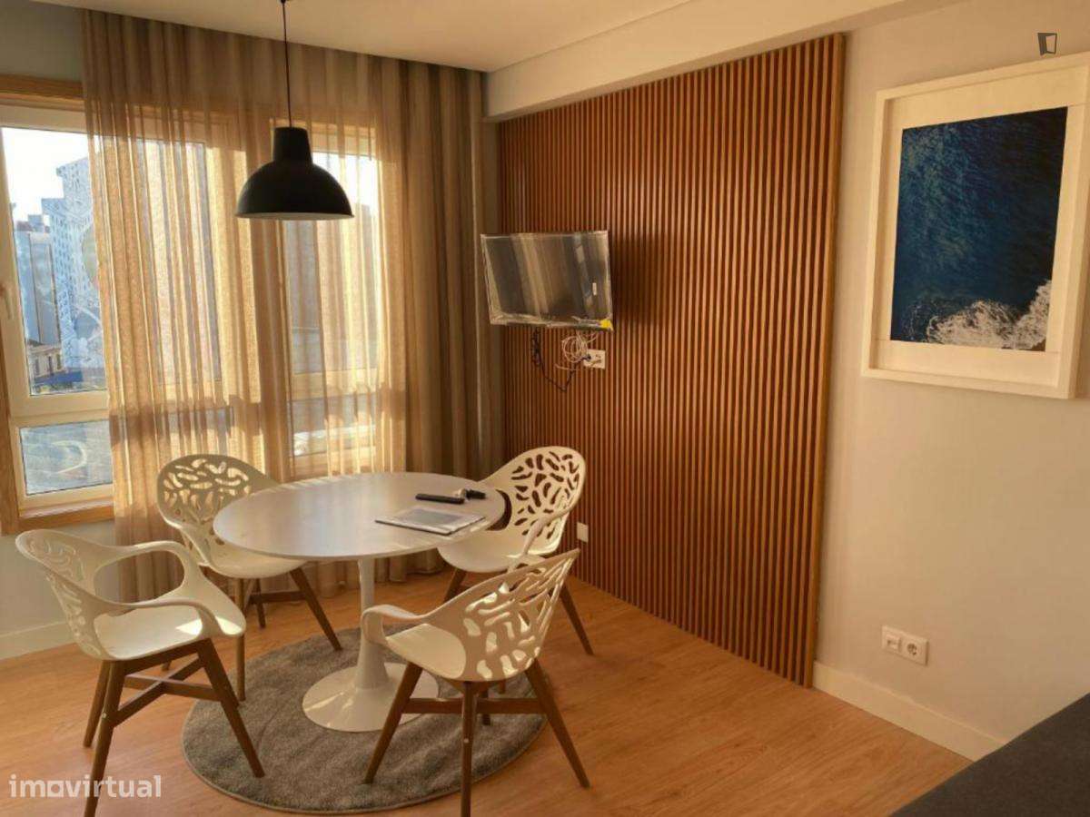 Apartamento com 1 quartos - localizado em Aveiro - Grande imagem: 4/10