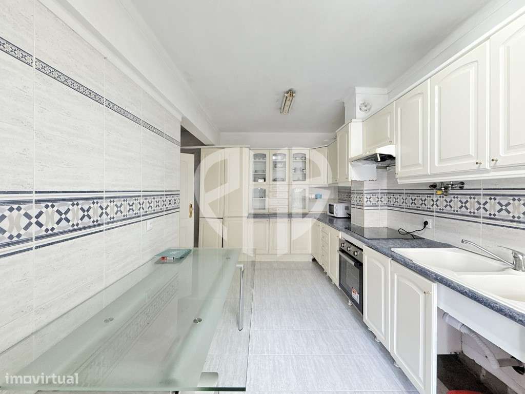 Apartamento T3 // Amora com Vista Rio!-1