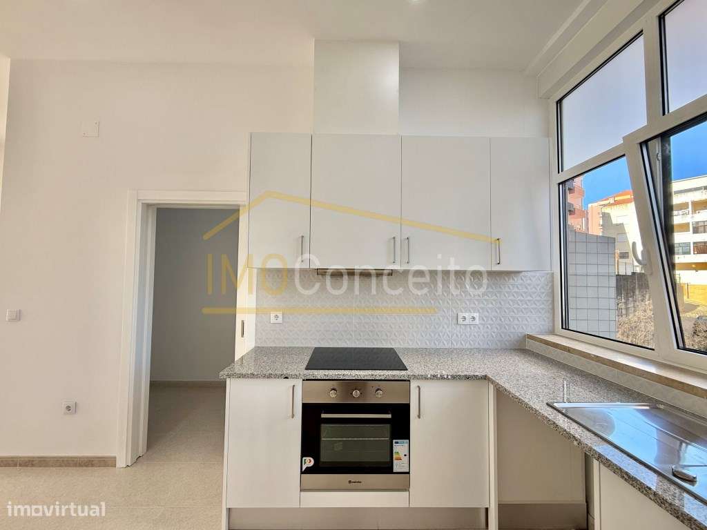 Apartamento T2 ( rés-do-chão) NOVO - Torres Novas - Grande imagem: 4/12