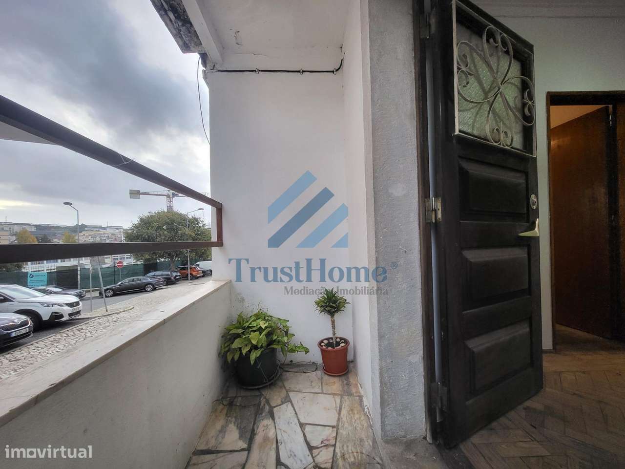 V2 estimada na Agualva a 5 minutos da estação de comboios.-15