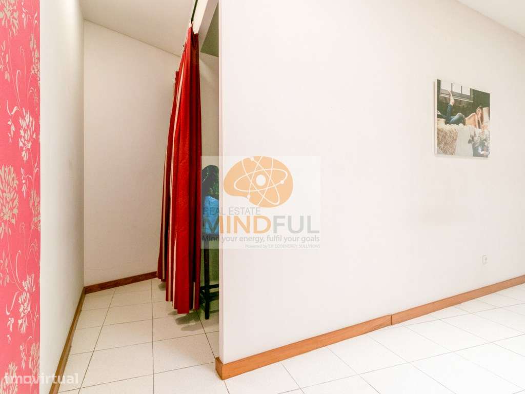 Venda ou Arrendamento de Loja Excelente Perto da Câmara de Gondomar-10