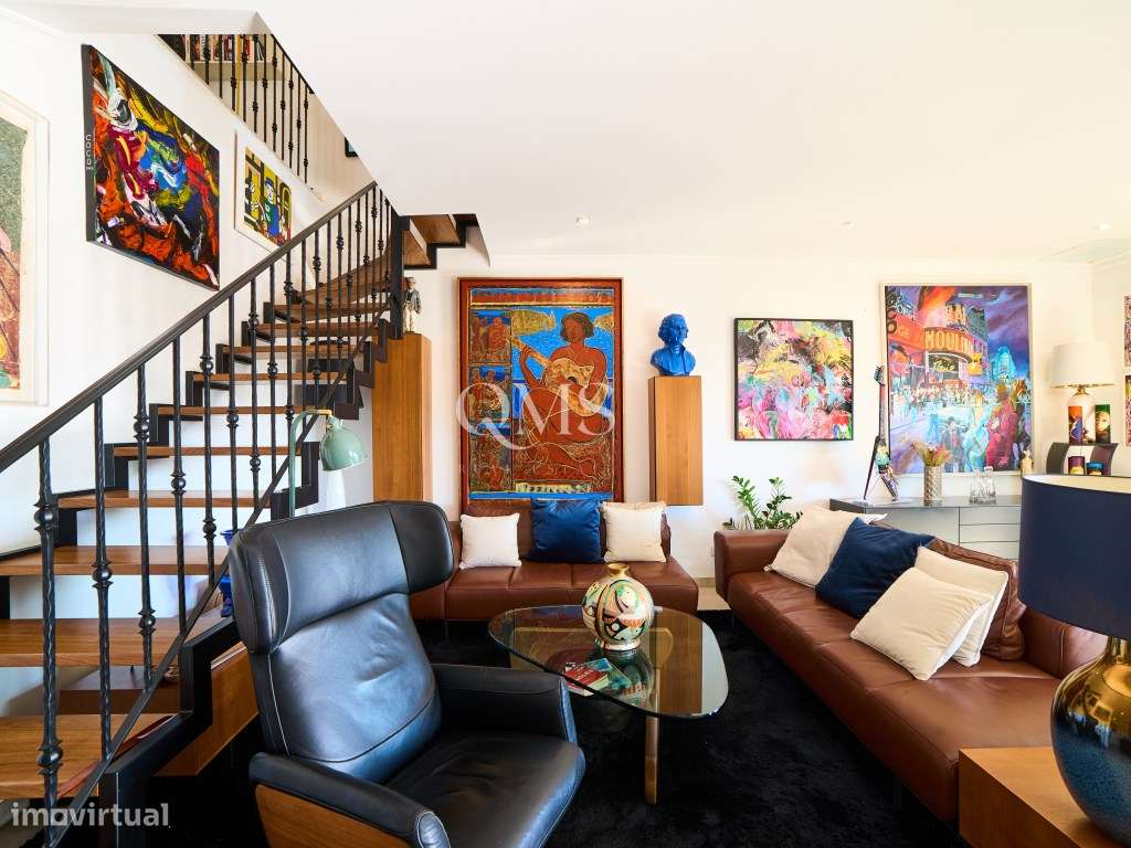 Duplex contemporâneo de três níveis em Santa Bárbara de Nexe, Algarve-16