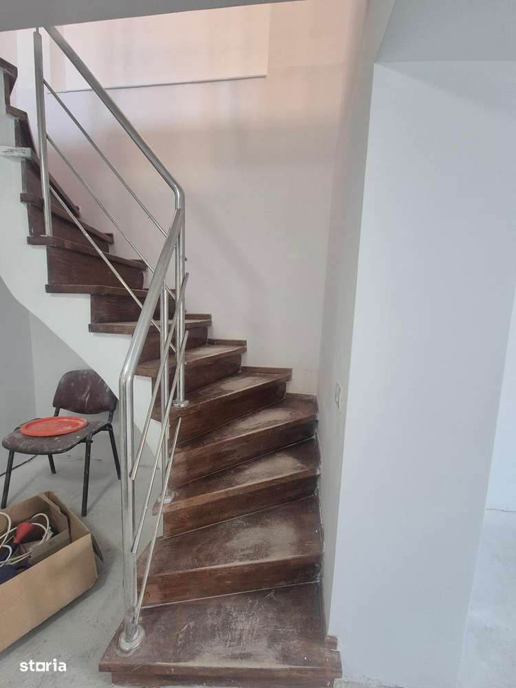 Casa locuibila, 157 mp + Curte, Constructie Caramida - TOMIS I-4