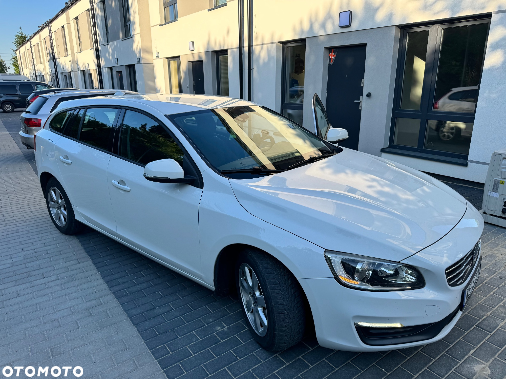 Volvo V60 D2 Base - 3